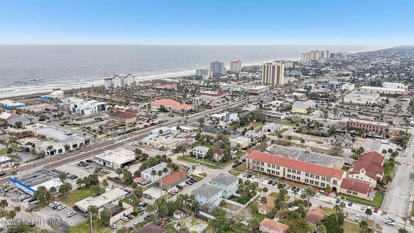 342 4TH Street N, Jacksonville Beach, FL 32250