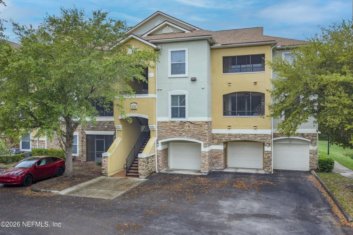 8539 GATE Parkway W 438, Jacksonville, FL 32216, Jacksonville, FL - photo 2
