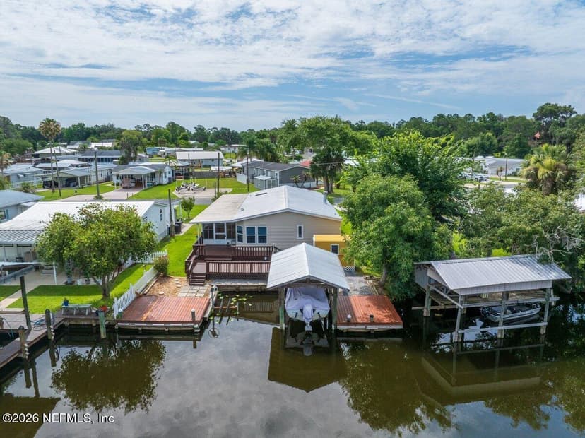 41 SCOTT Street, Welaka, FL 32193