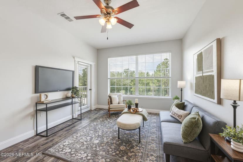 7990 BAYMEADOWS Road 812, Jacksonville, FL 32256