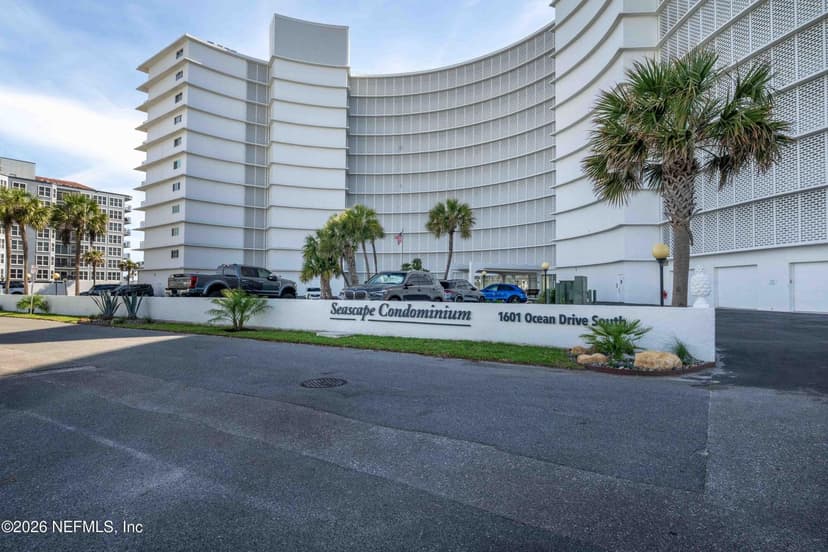 1601 OCEAN Drive S 203, Jacksonville Beach, FL 32250