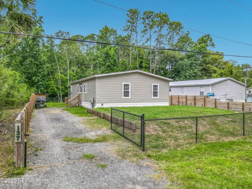 137 KERRY Drive, Satsuma, FL 32189