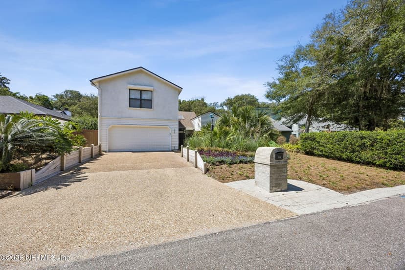 330 GARDEN Lane, Atlantic Beach, FL 32233