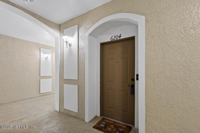 7801 POINT MEADOWS Drive 6204, Jacksonville, FL 32256
